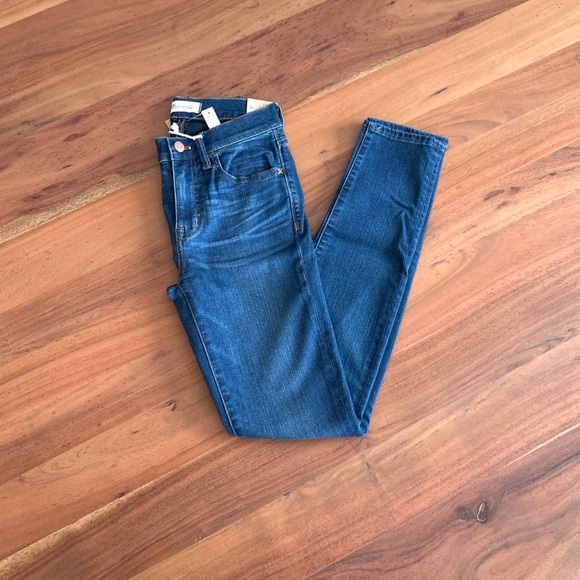 Madewell Roadtripper Jeans - Picture 6 of 10